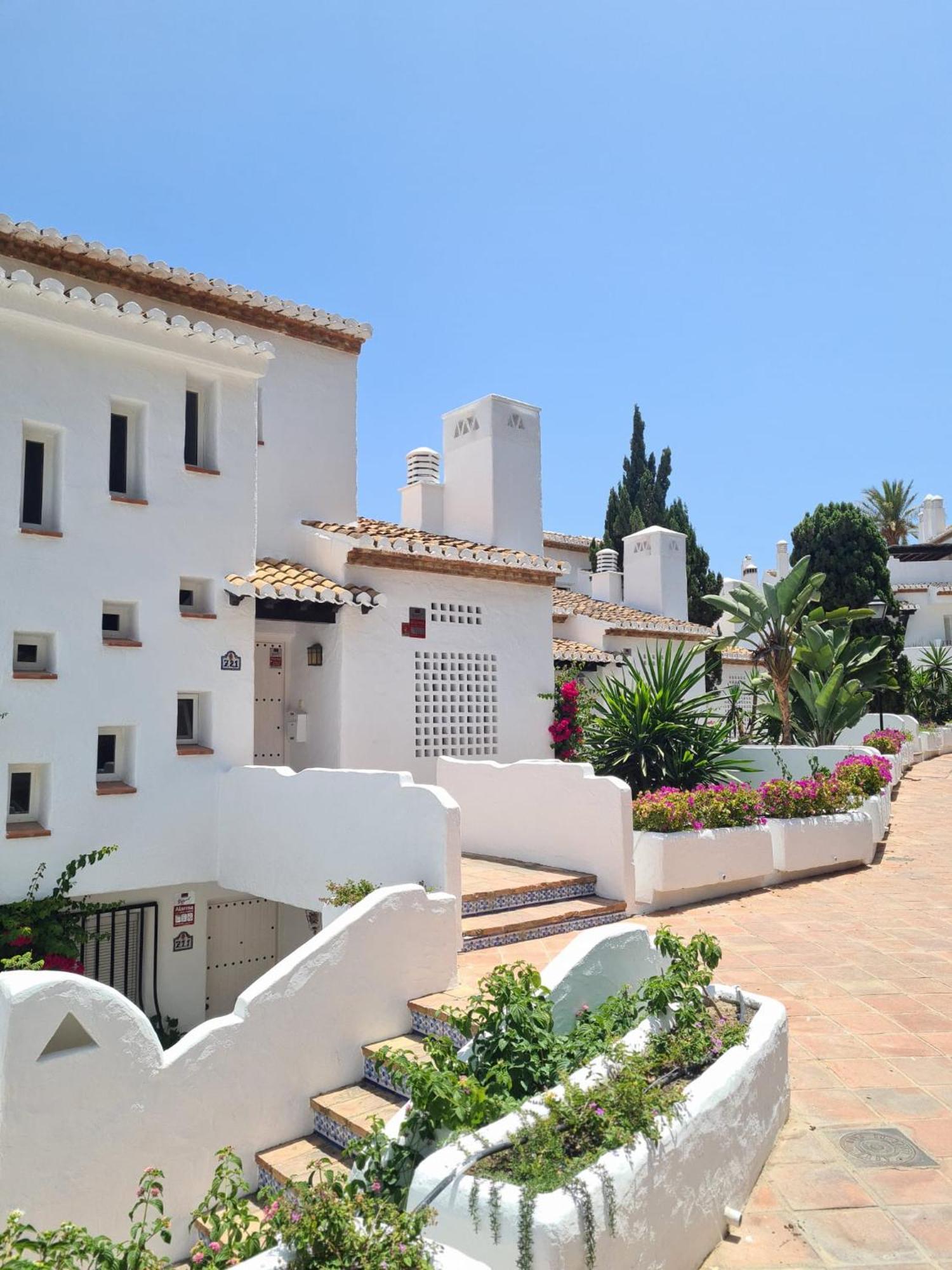 Sunny Getaway Apartment La Herradura  Bagian luar foto